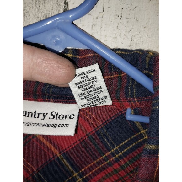 Country Store Women Large Red Plaid Flannel Collared Shirt - Picture 5 of 6
